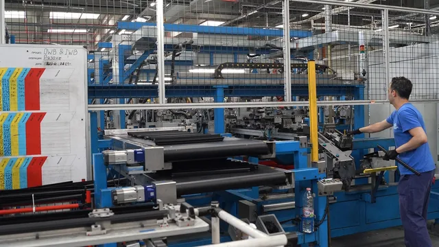 production, factory, cars, auto parts, rubber gaskets, bulgaria, standard, profiles, machine, production line, technology, high-tech, gray tech, auto parts, production line, production line, production line, production line, production line. Produktionskapazität belegen: Maschinenlisten, Schichtpläne und Zertifikate